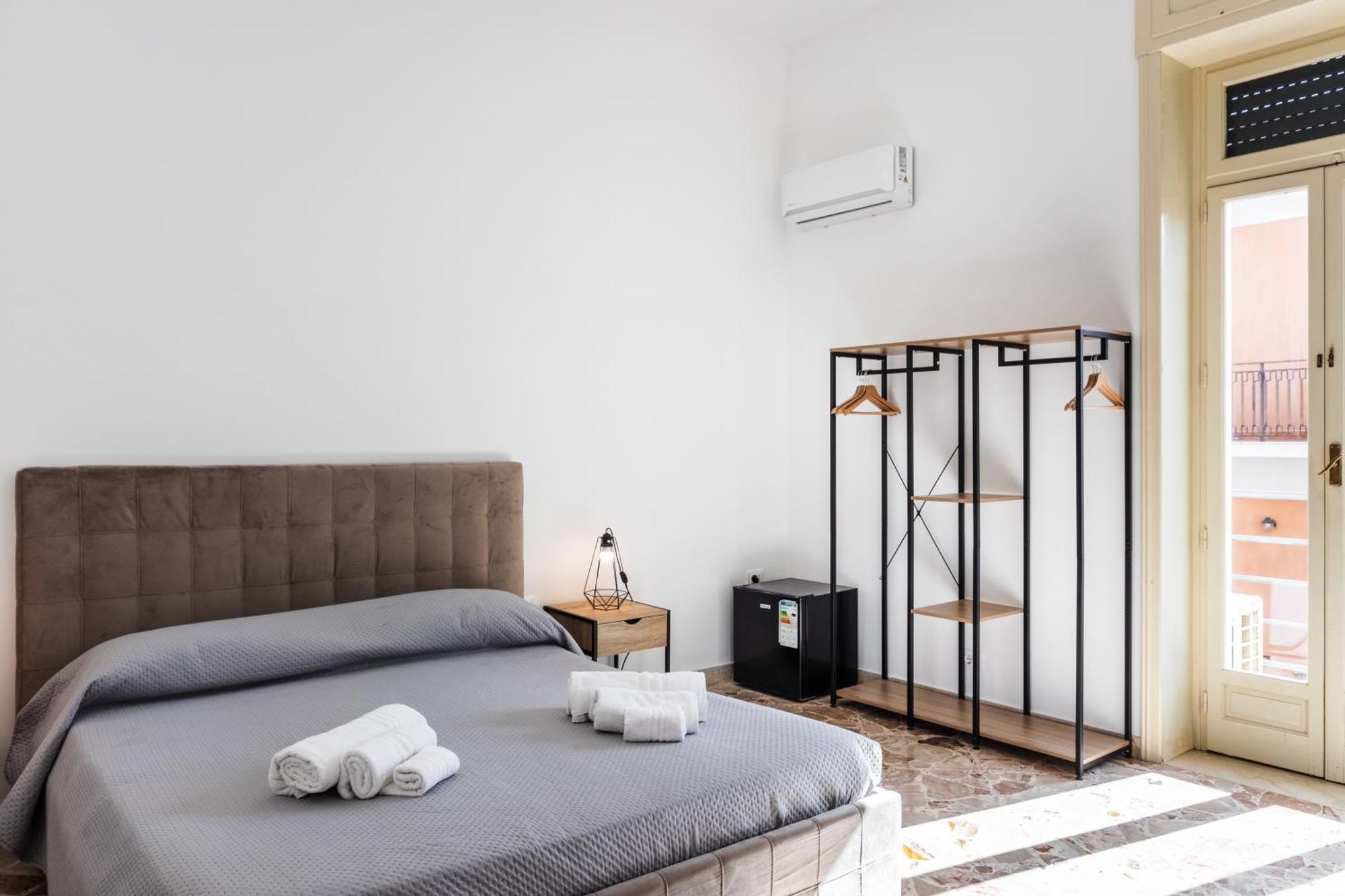 Le Torrette Rooms And Apartments Avola Kültér fotó
