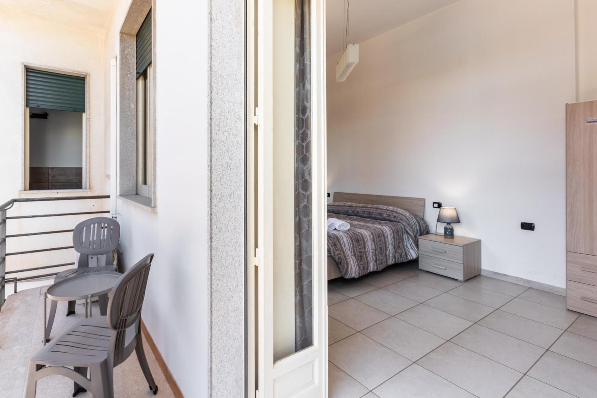 Le Torrette Rooms And Apartments Avola Kültér fotó